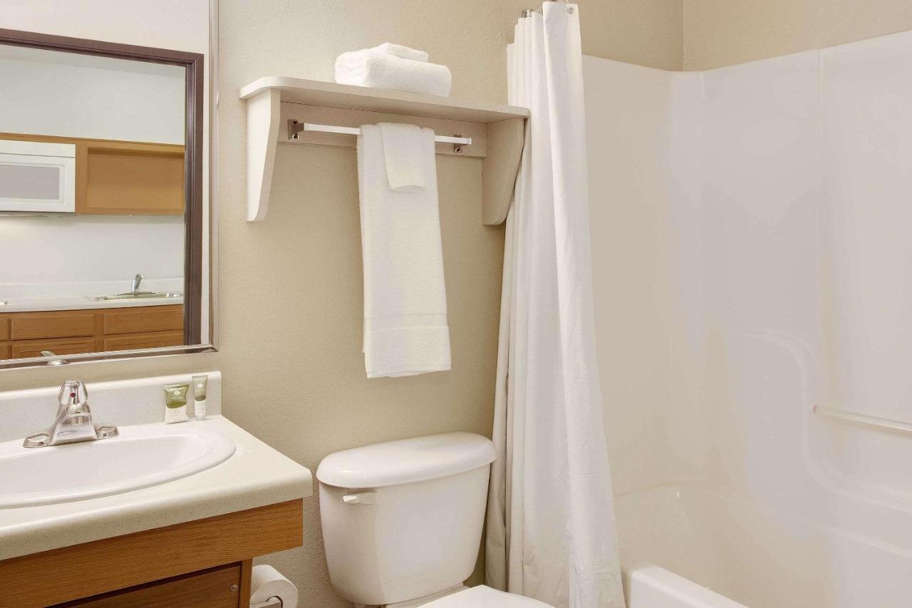 Woodspring Suites Richmond West I-64 Dumbarton Exteriör bild